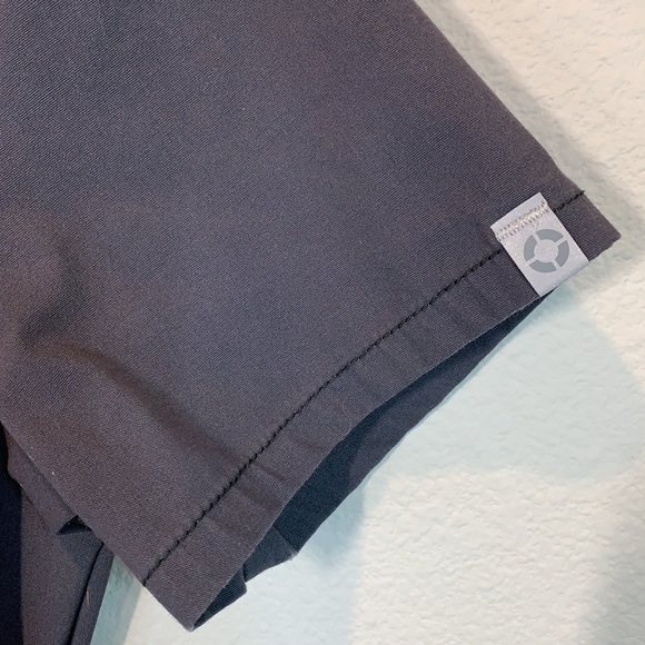 Code Happy V-neck Scrub Top Gray Size: XS - Picture 8 of 9